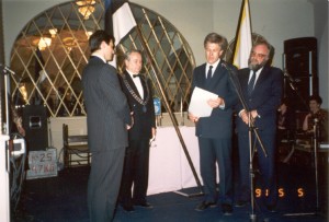 Tallinna RK charterpidu 05.05.1991 - charter-president R.Hellerma, D142 kuberner J.Lampén, tulevase Tartu RK esindajad M