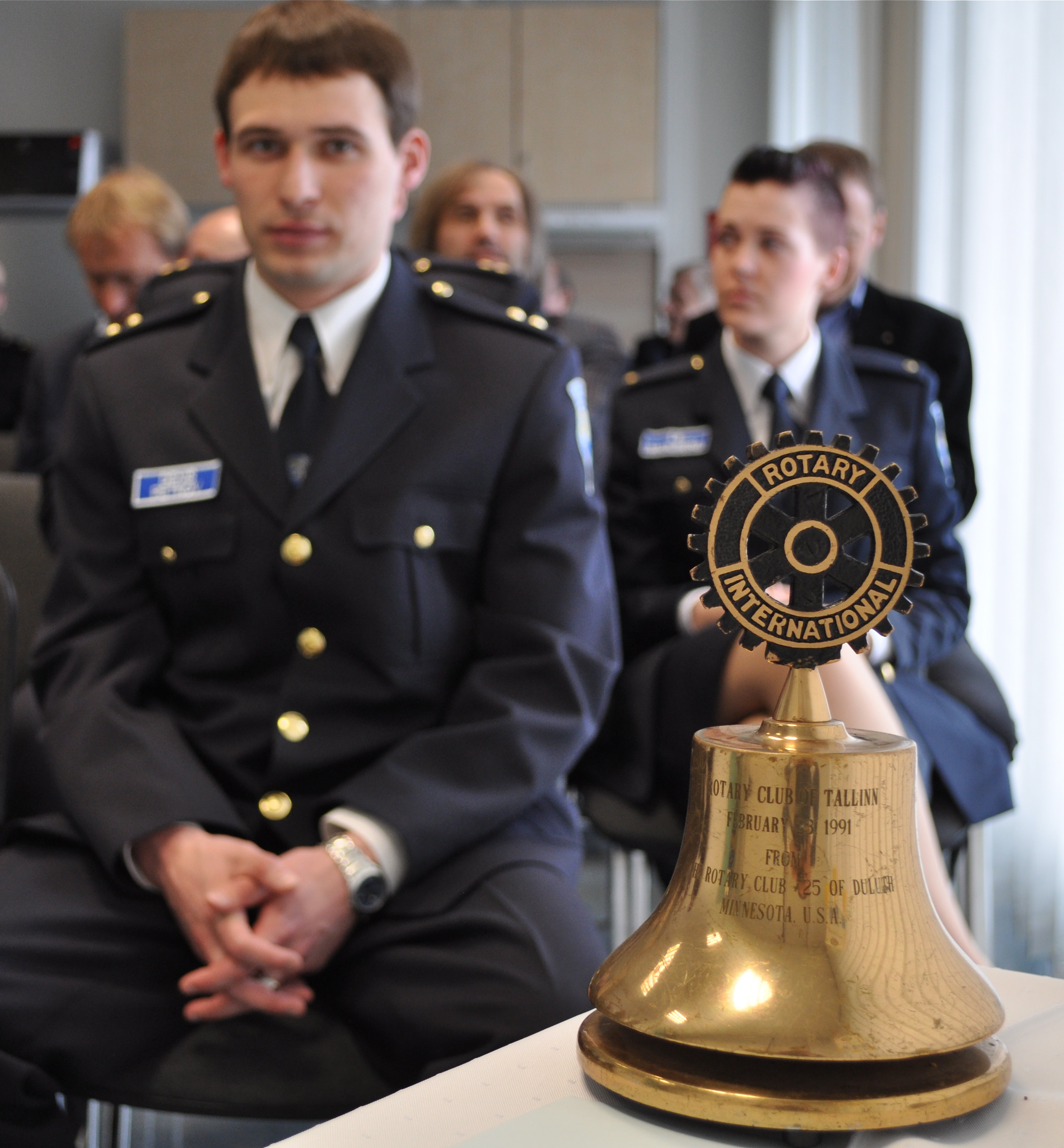 Tallinna Rotary klubi tunnustas parimaid Politsei- ja Piirivalveameti noori töötajaid